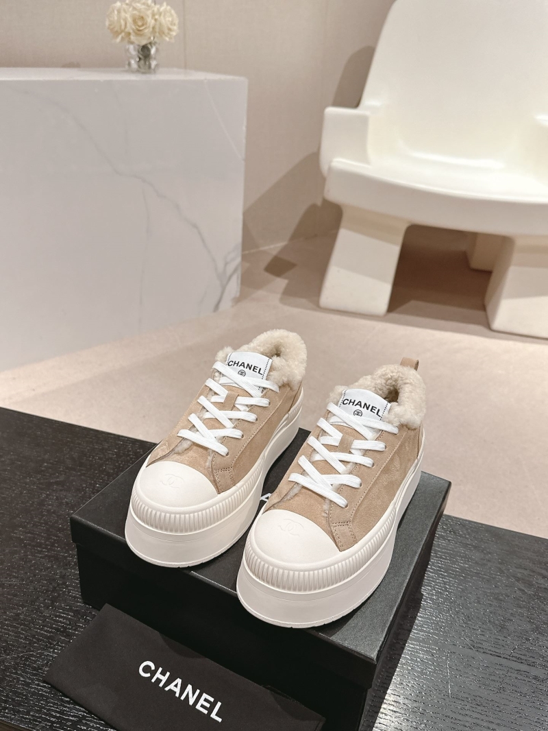 Ch**el sport shoes